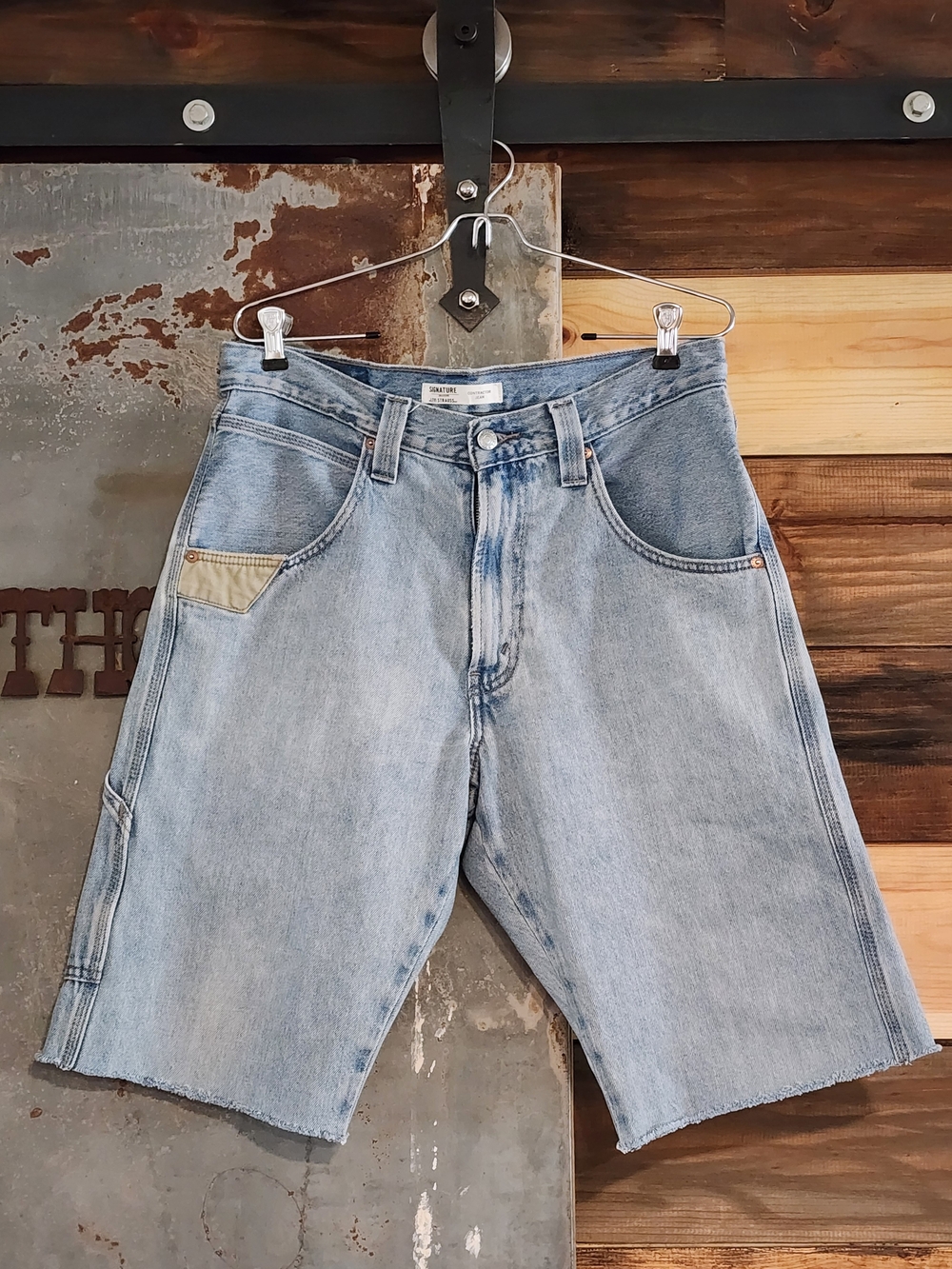 Levi's Men's Light Wash Denim Contractor Carpenter Cut- Off Shorts